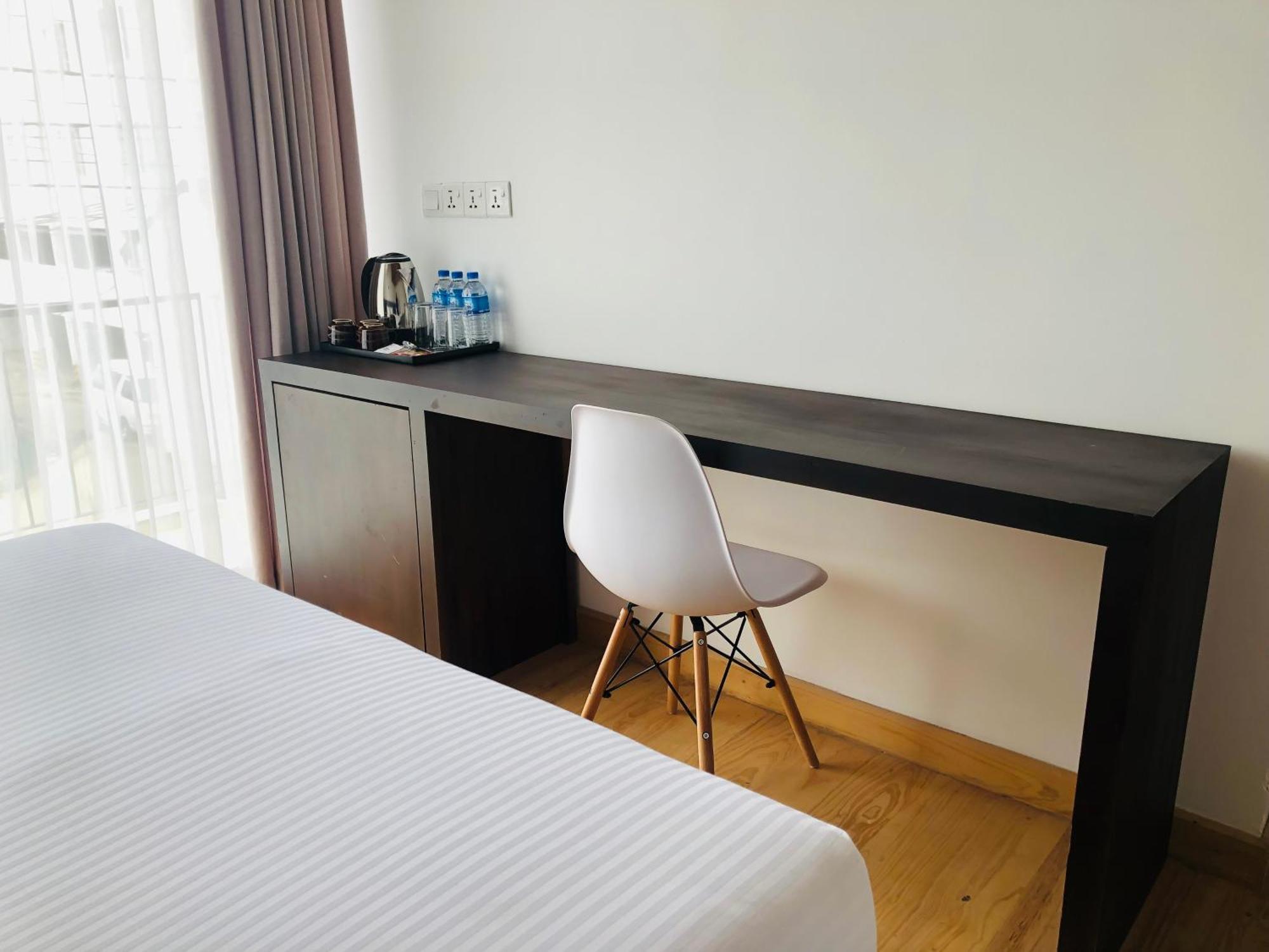 R21 Nuwara Eliya Hotell Exteriör bild