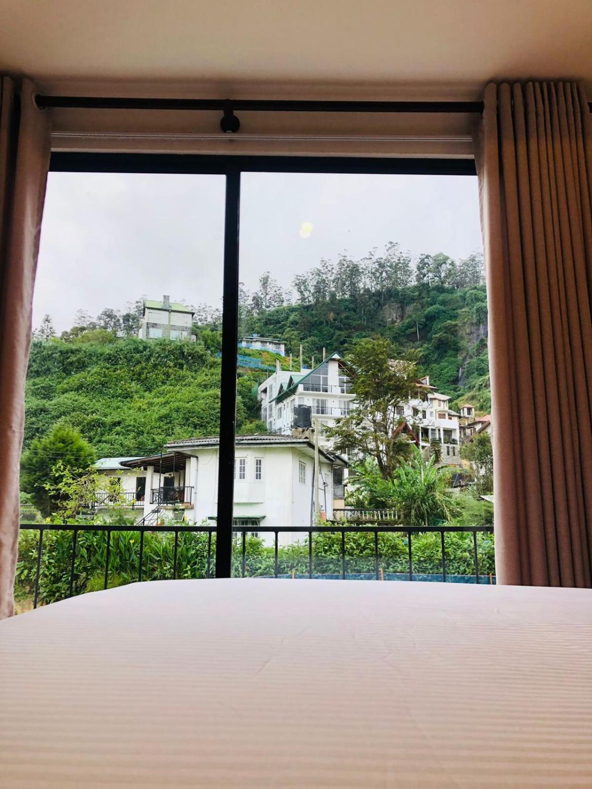 R21 Nuwara Eliya Hotell Exteriör bild